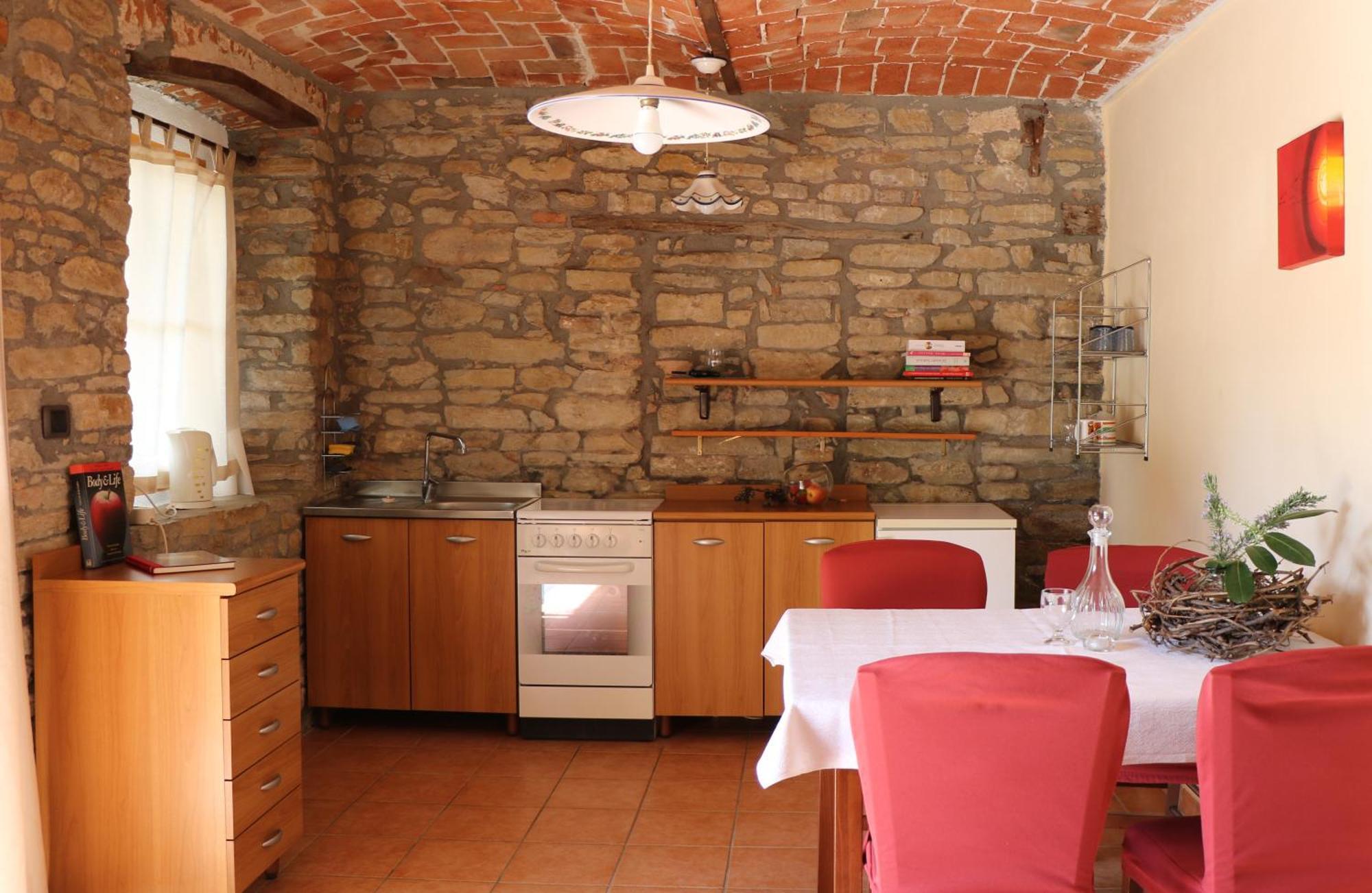 Casa Re - B&B E Vino A Montabone Exterior photo