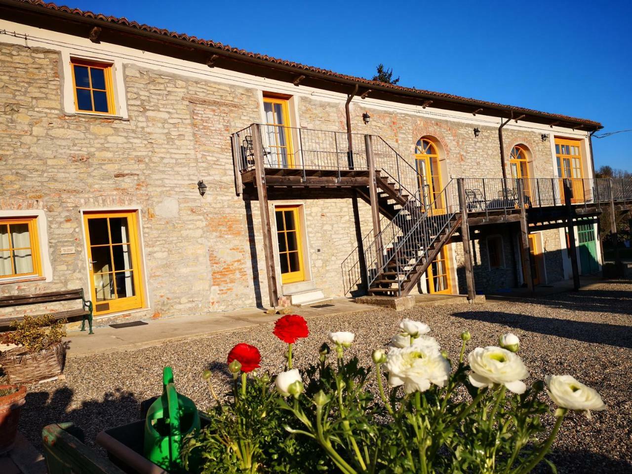 Casa Re - B&B E Vino A Montabone Exterior photo