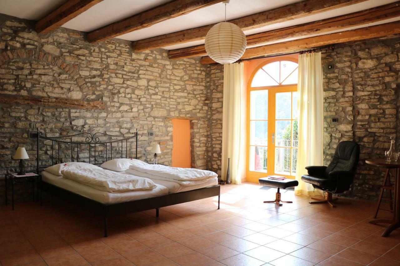 Casa Re - B&B E Vino A Montabone Exterior photo